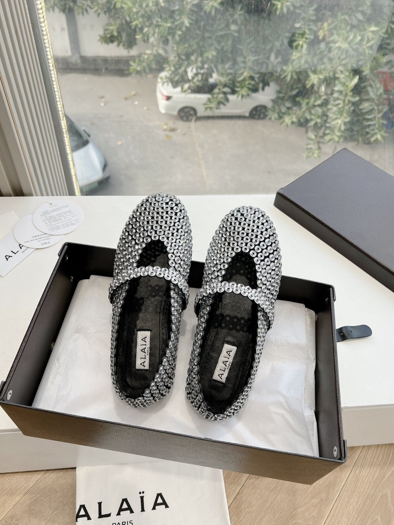 Alaia Flat Shoes